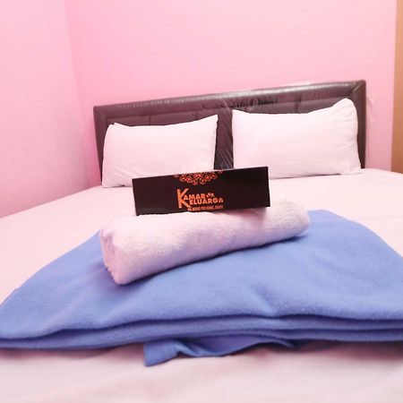 Kamar Keluarga Mangga Besar Hotel Jakarta Exterior photo
