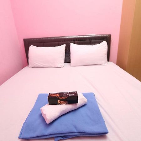 Kamar Keluarga Mangga Besar Hotel Jakarta Exterior photo
